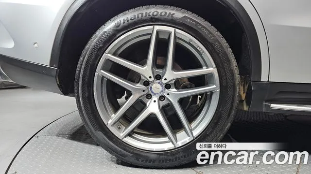 Mercedes-Benz GLE 2017 thumb 5