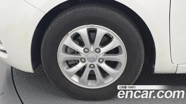 Kia K3 2015 thumb 5
