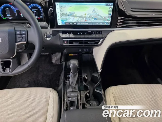 Toyota Camry 2025 thumb 9