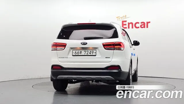Kia Sorento 2016 thumb 4