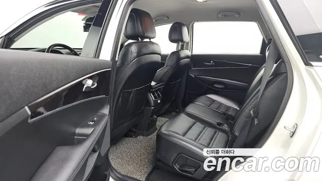 Kia Sorento 2016 thumb 12