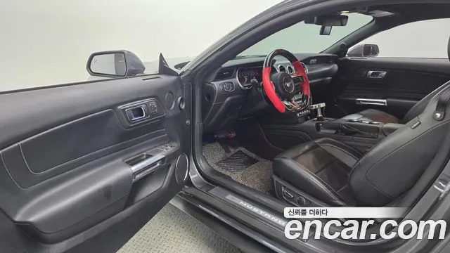 Ford Mustang Mach-E 2019 thumb 10
