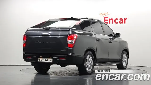 KG_Mobility_Ssangyong Rexton 2018 thumb 2