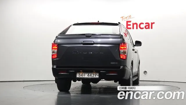 KG_Mobility_Ssangyong Rexton 2018 thumb 4