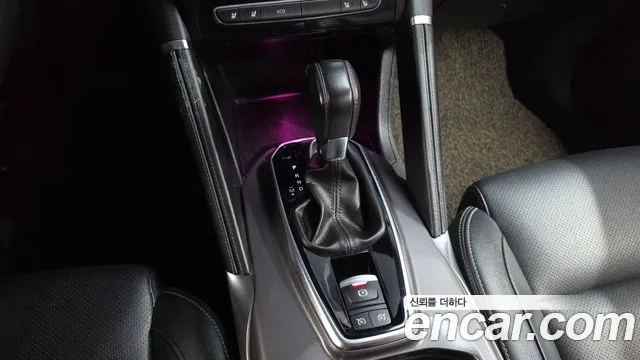 Renault-KoreaSamsung Koleos 2017 thumb 9