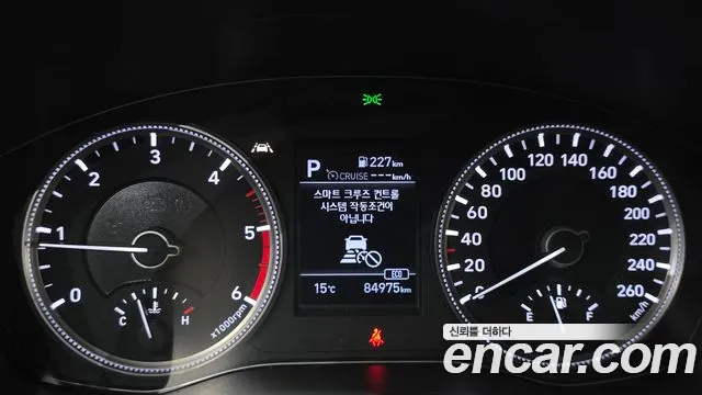 Hyundai Santa Fe 2018 thumb 8