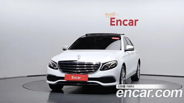 Mercedes-Benz E-Класс 2016 thumb 2