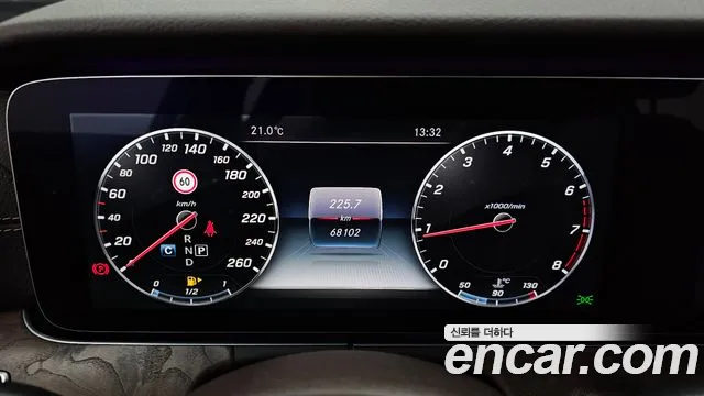 Mercedes-Benz E-Класс 2016 thumb 7