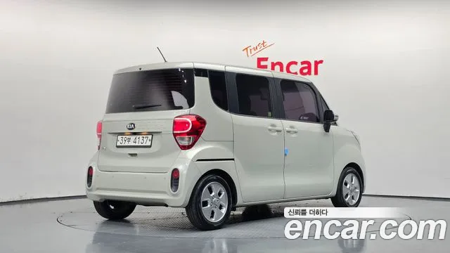 Kia Ray 2018 thumb 2