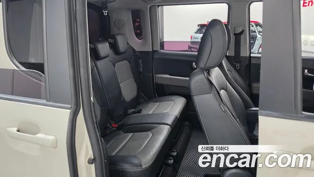 Kia Ray 2018 thumb 11