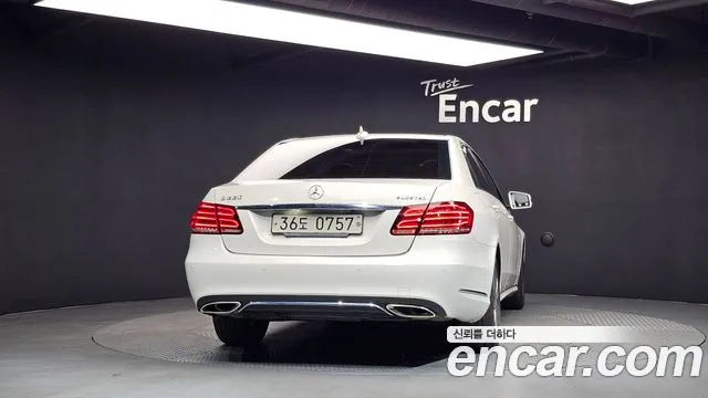 Mercedes-Benz E-Класс 2016 thumb 4