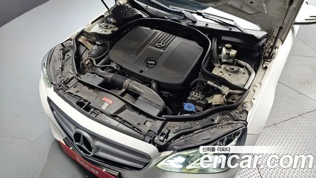 Mercedes-Benz E-Класс 2016 thumb 6
