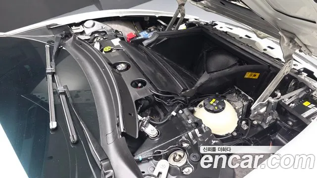 BMW i8 2016 thumb 6