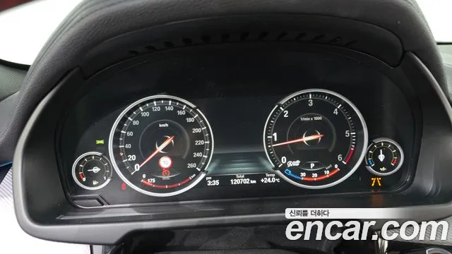 BMW X6 2016 thumb 8