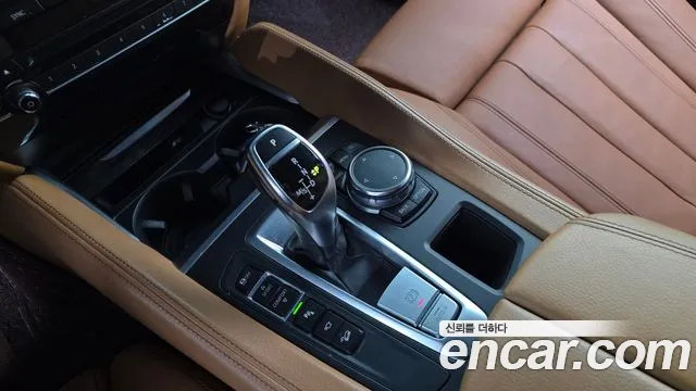 BMW X6 2016 thumb 9