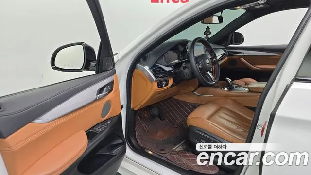 BMW X6 2016 thumb 10