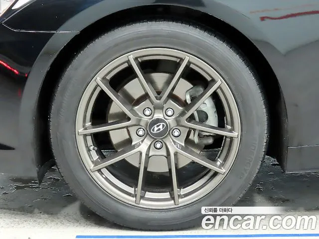 Hyundai Genesis 2014 thumb 5