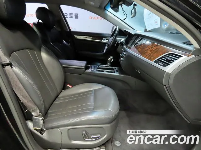 Hyundai Genesis 2014 thumb 10