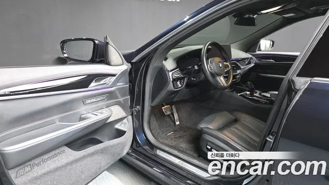 BMW Gran Turismo 2020 thumb 10