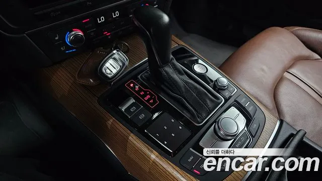 Audi A7 2015 thumb 8