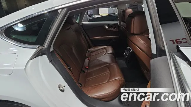 Audi A7 2015 thumb 10