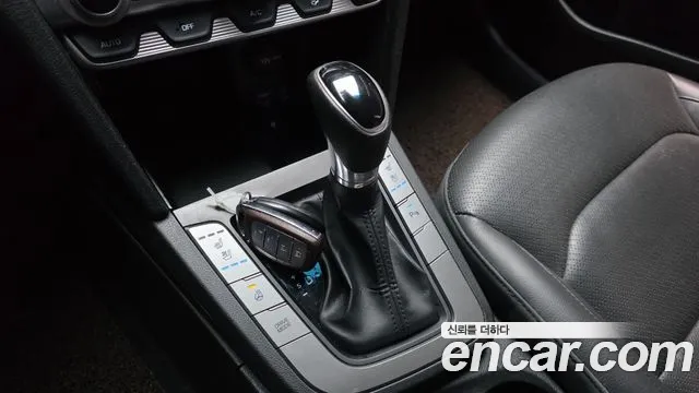 Hyundai Avante 2019 thumb 9