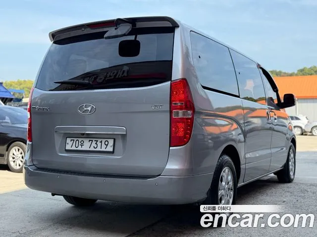 Hyundai Starex 2014 thumb 2