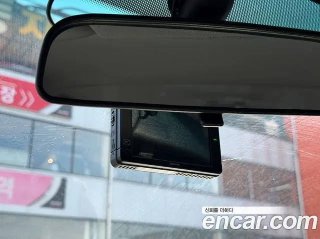 Hyundai Starex 2014 thumb 10