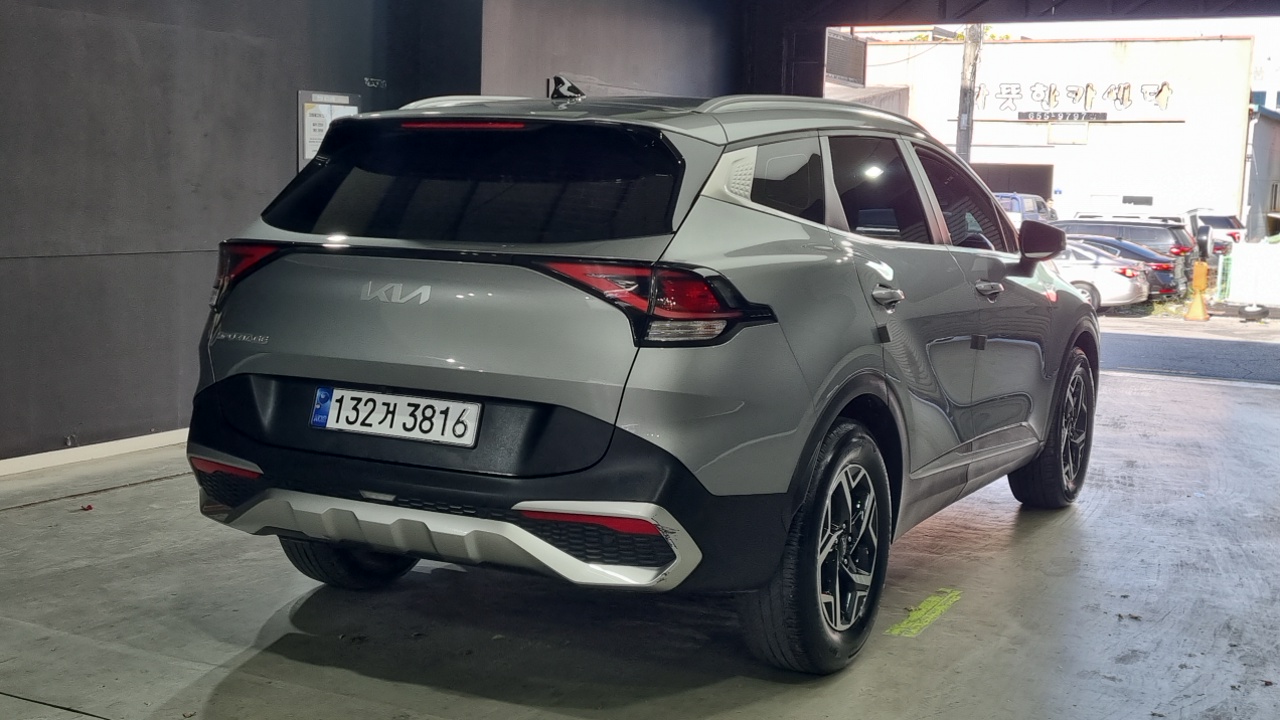 Kia Sportage 2022 thumb 2