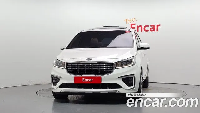 Kia Carnival 2019 thumb 3