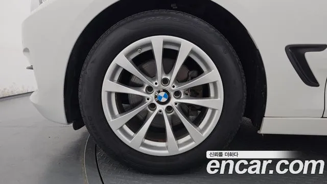 BMW Gran Turismo 2018 thumb 4