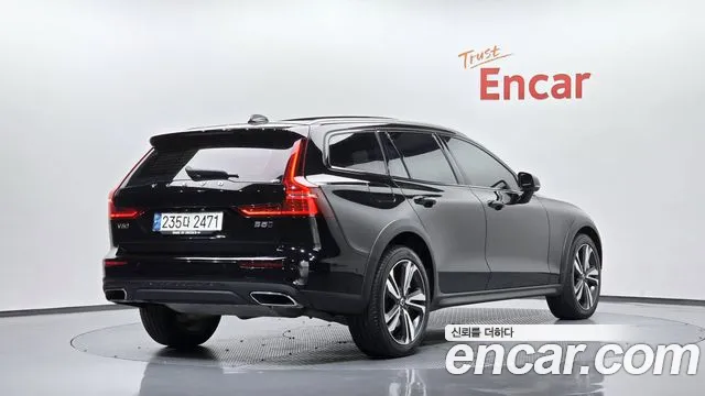 Volvo V60 2021 thumb 2