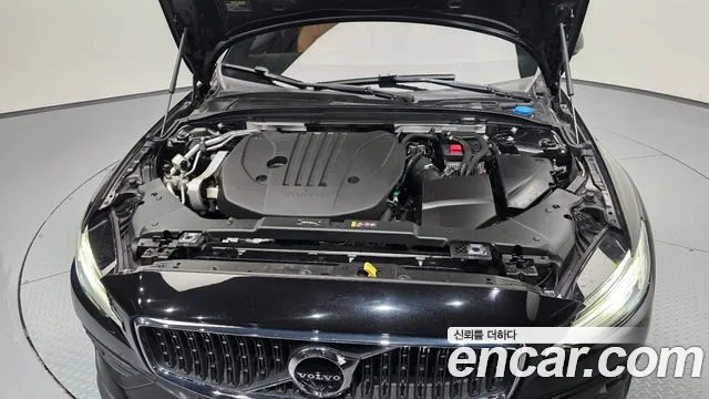 Volvo V60 2021 thumb 6