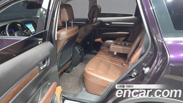 Renault-KoreaSamsung Koleos 2019 thumb 11