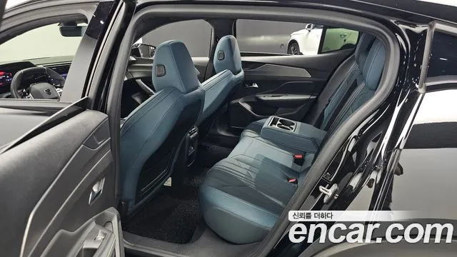 Peugeot 408 2023 thumb 10
