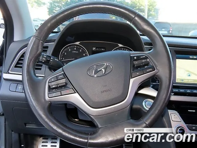 Hyundai Avante 2015 thumb 8