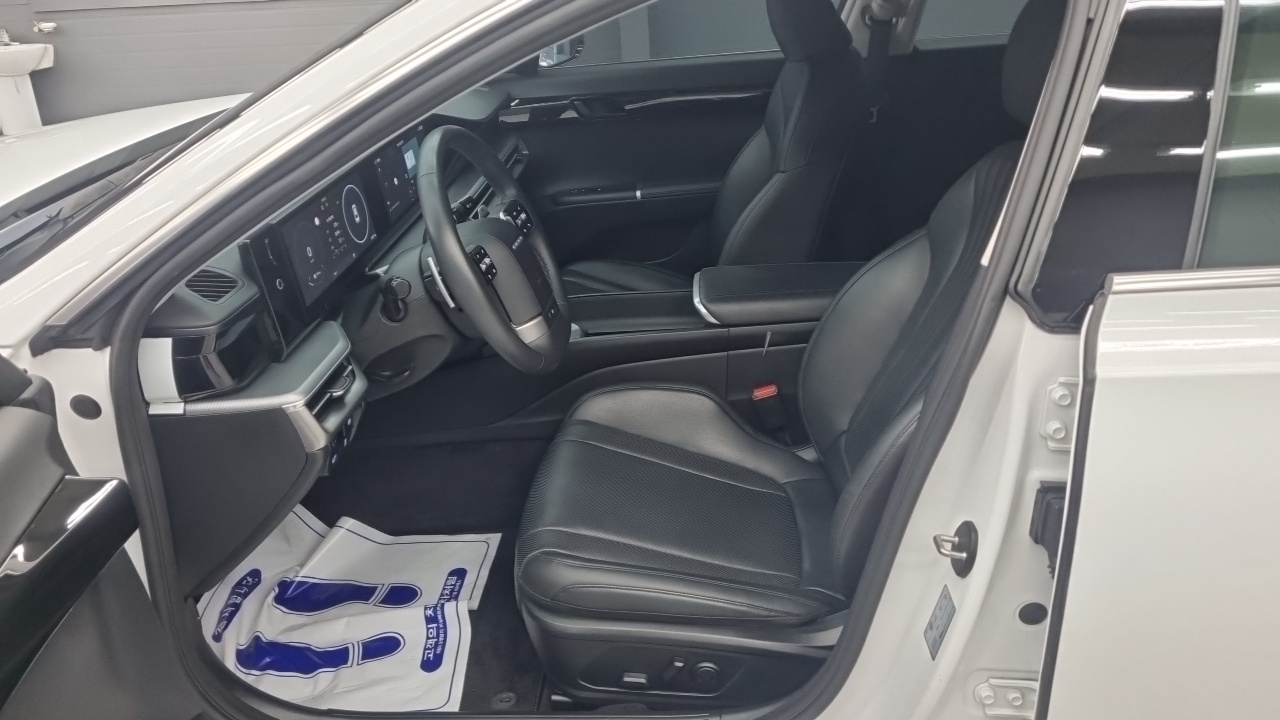 Hyundai Grandeur 2023 thumb 10