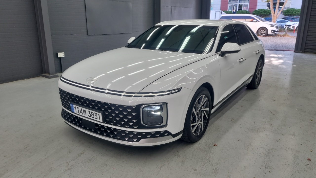 Hyundai Grandeur 2023 thumb 11