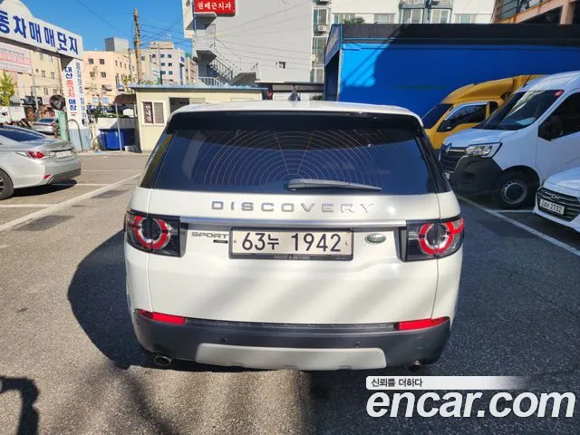 Land Rover Discovery Sport 2018 thumb 6