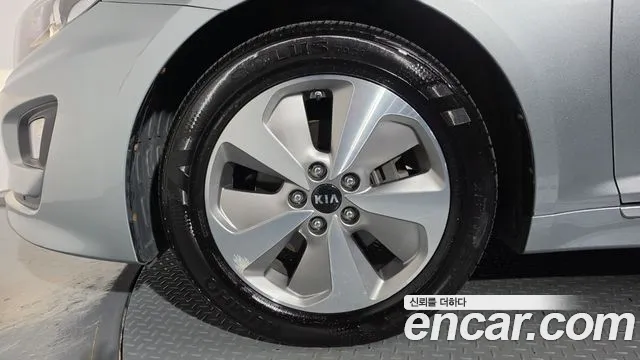 Kia K5 2014 thumb 5