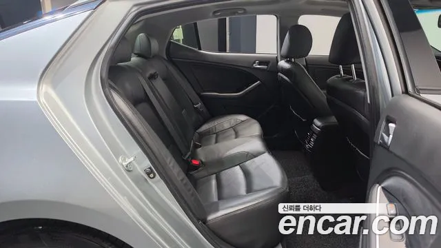 Kia K5 2014 thumb 11