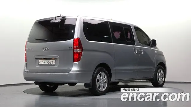 Hyundai Starex 2018 thumb 2