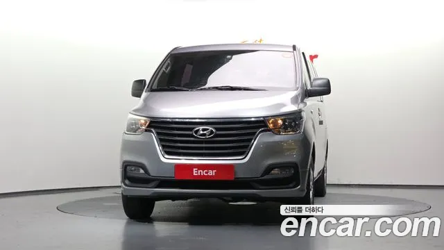 Hyundai Starex 2018 thumb 3