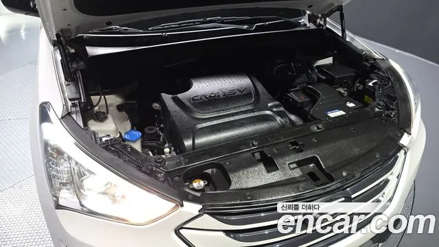 Hyundai Santa Fe 2013 thumb 6