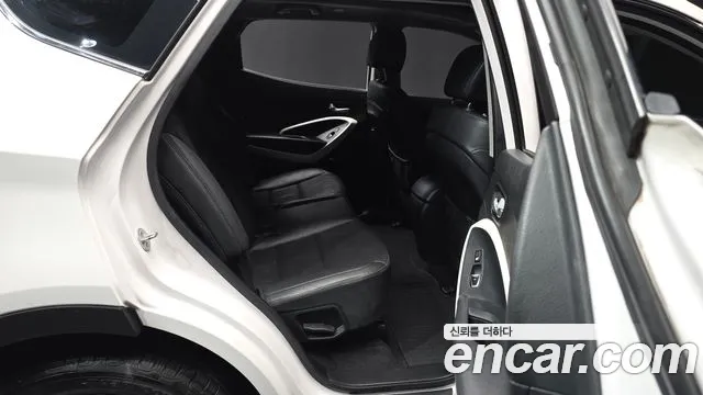 Hyundai Santa Fe 2013 thumb 12