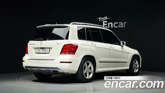 Mercedes-Benz GLK-Class 2014 thumb 2