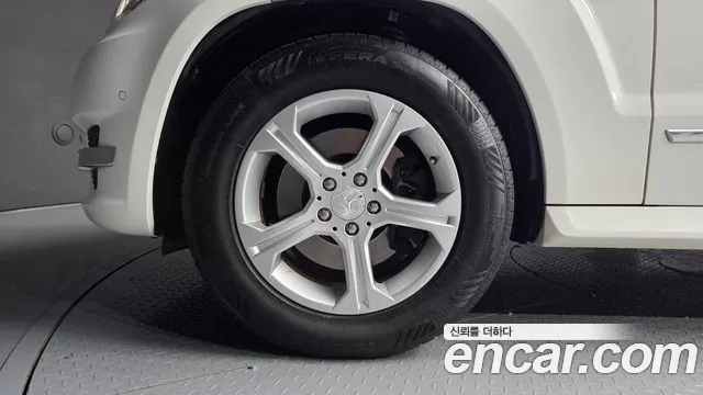 Mercedes-Benz GLK-Class 2014 thumb 5
