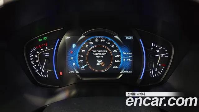 Hyundai Santa Fe 2018 thumb 8