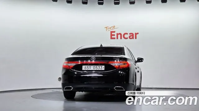 Hyundai Grandeur 2015 thumb 4