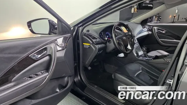 Hyundai Grandeur 2015 thumb 10
